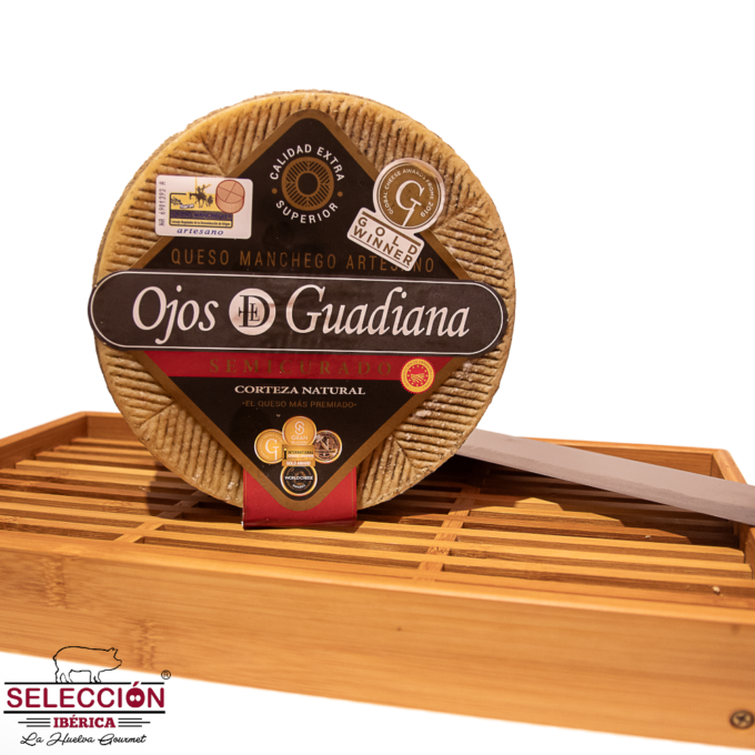 Queso Ojos del Guadiana Semicurado de Oveja de Leche Cruda